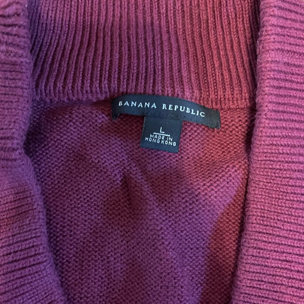 Women’s Banana Republic Short Sleeve Sweater - Picture 3 of 5